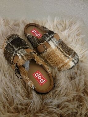 pop Plaid Sherpa Buckle Mules in Brown and Cream